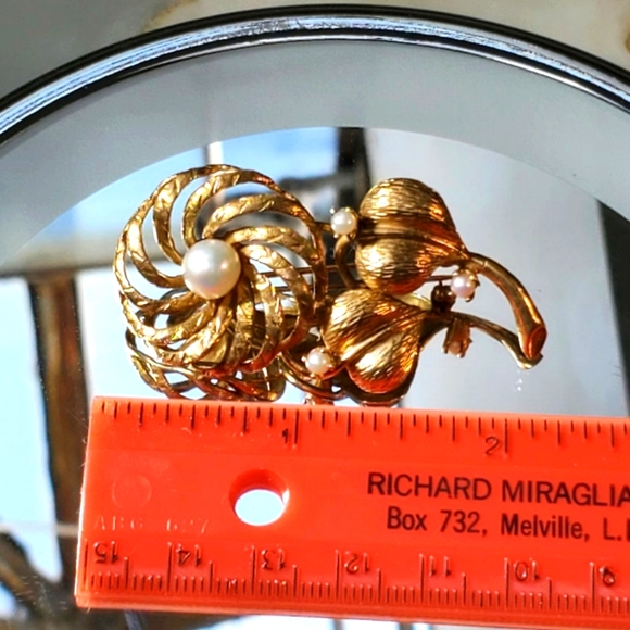 Vintage 14K Yellow Gold DescriptionThis stunning anti Flower Brooch Marked 14k - Picture 4 of 10